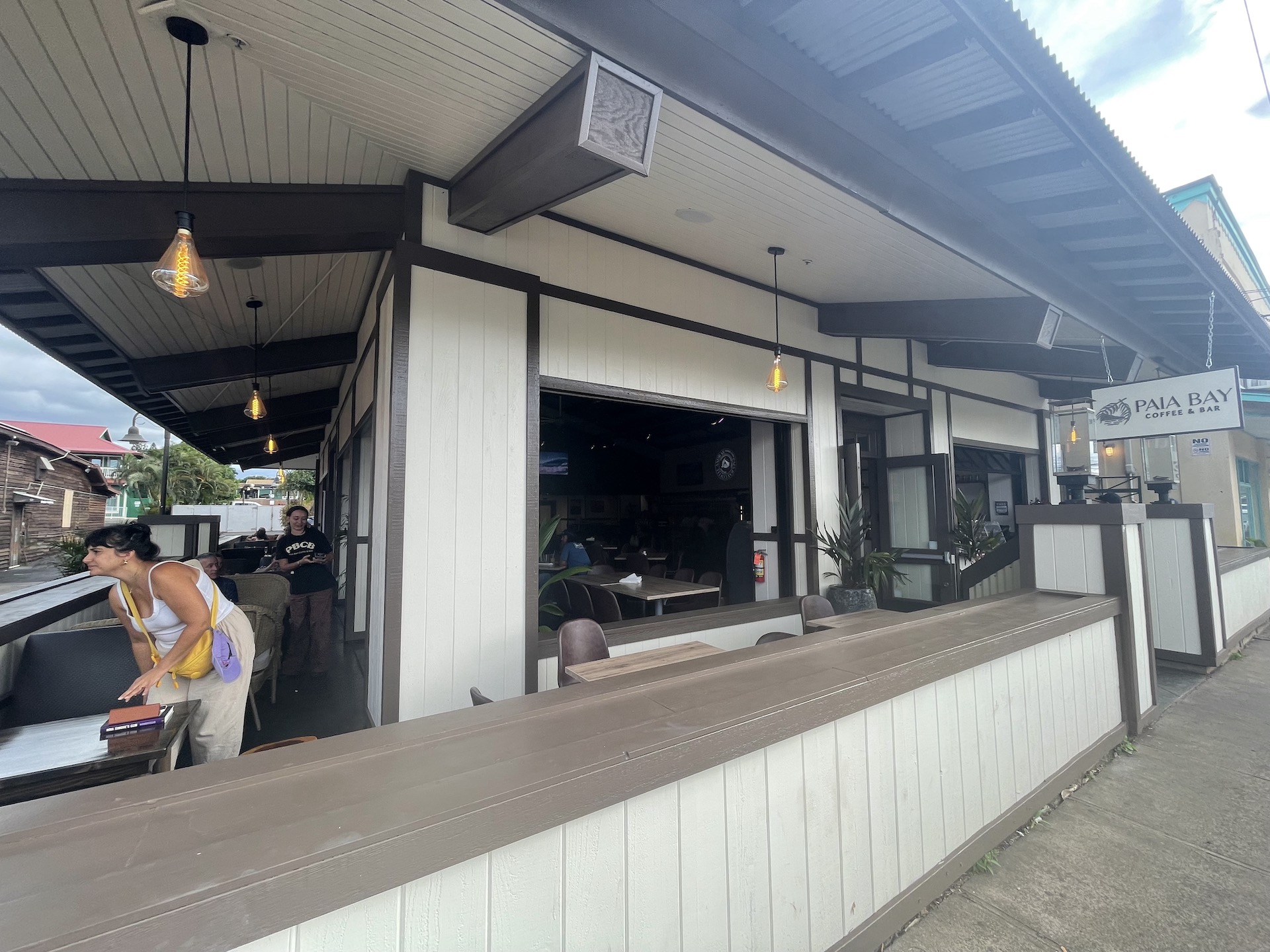 Paia Bay Coffee and Bar Exterior