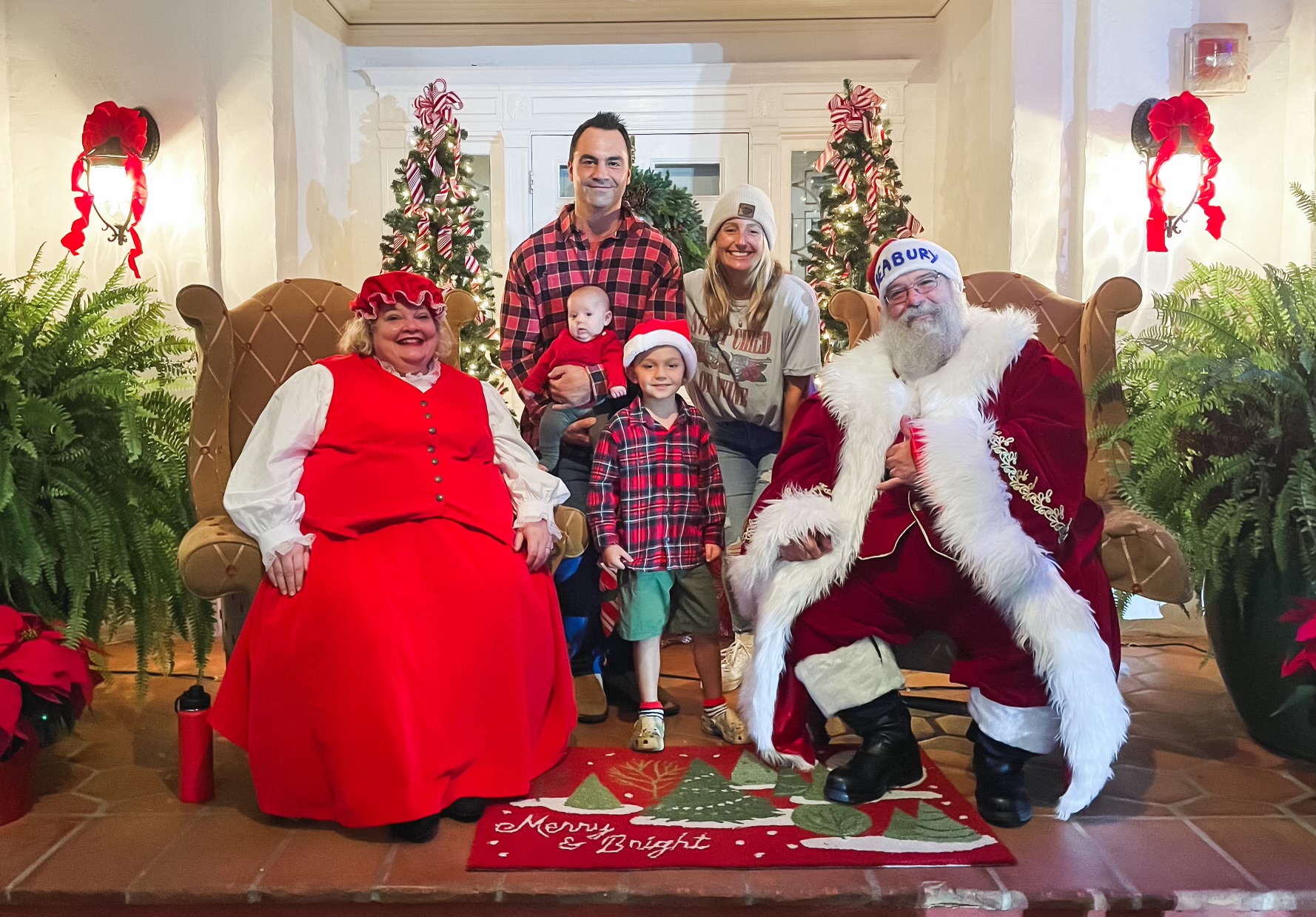 Anthony Sayles and Ohana Christmas with Santa December 2023 Calendar of Events